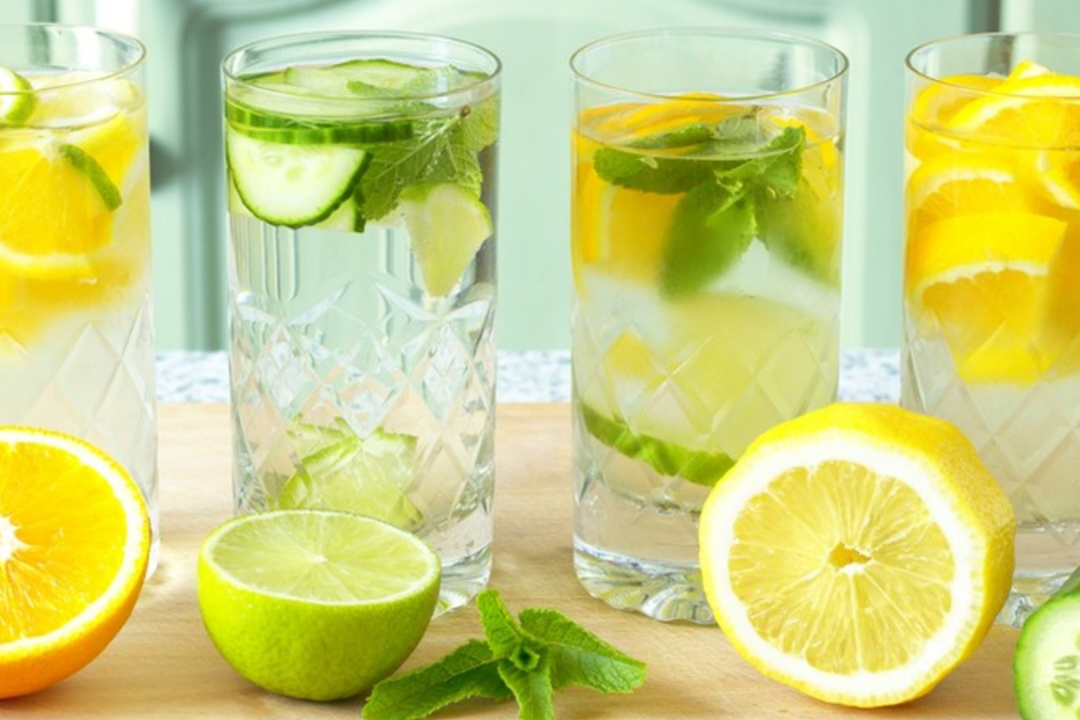 Giảm cân bằng cách uống nước chanh vào buổi sáng: Hiệu quả hay hại dạ dày? uong nuoc chanh dung cach